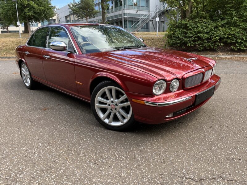 For Sale Jaguar Xj8 S.E. in 